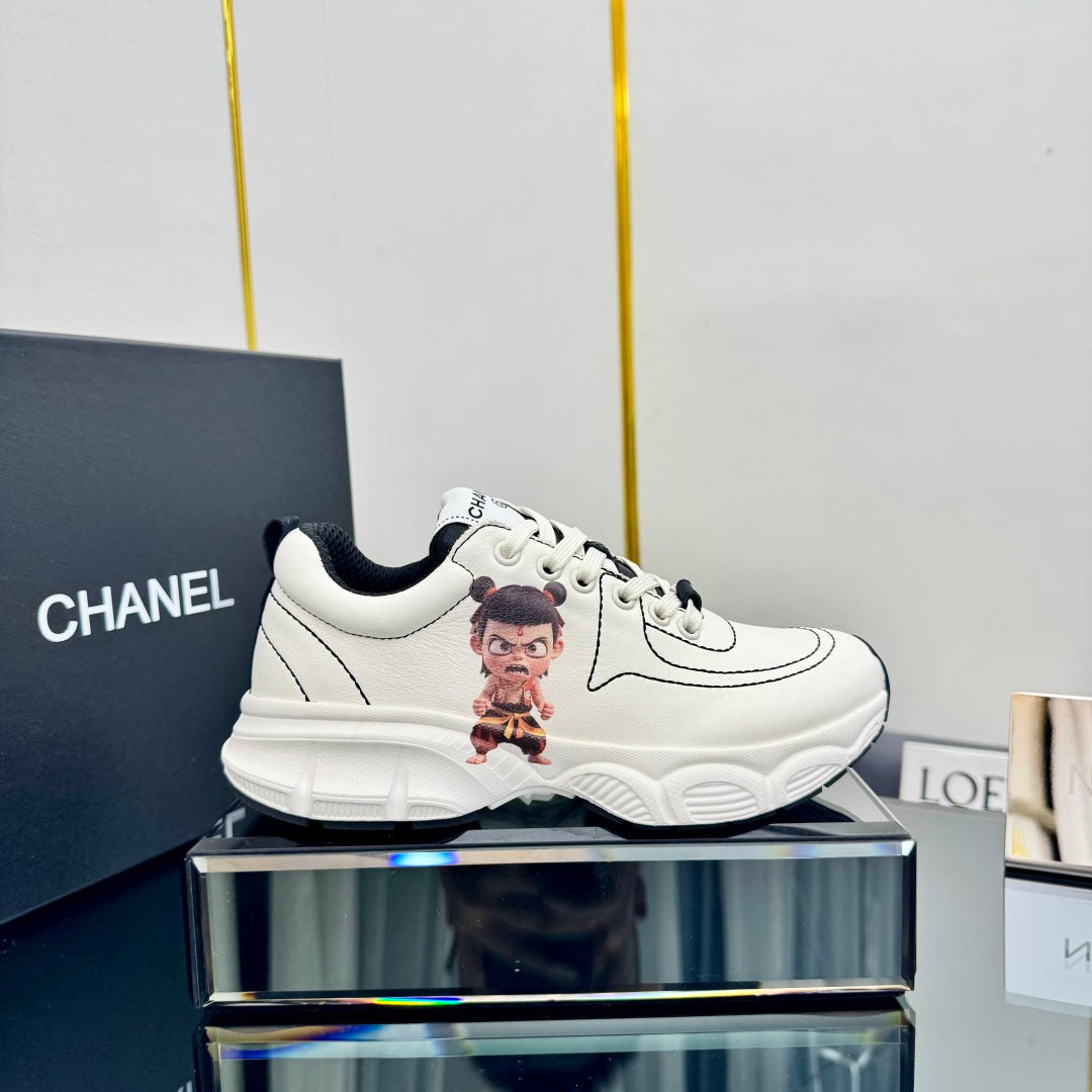 CC Sneaker White with Sticker Cowhide 238629