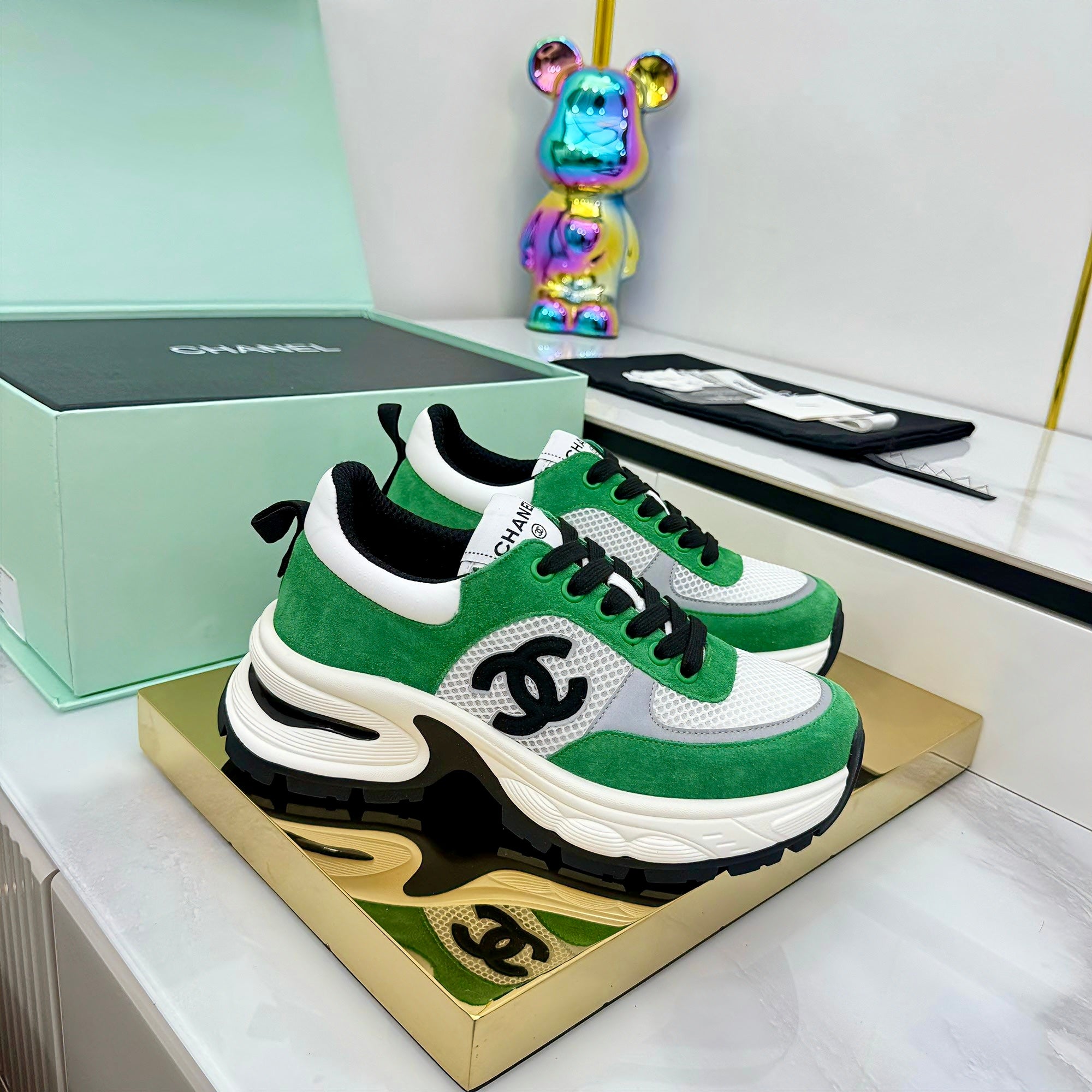 CC 25 Sneaker Green White Cowhide 331180