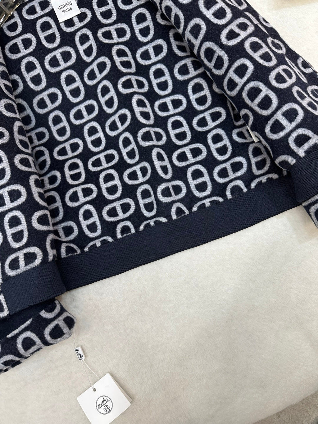 HM 25 Navy Blue Cashmere Cropped Coat 280337