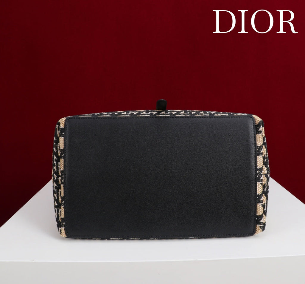 CD Toujours  Bag 29 Diamond Black Beige Leather