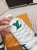 LV 26ss Trainer Sneakers White Dark Green Cowhide 632427