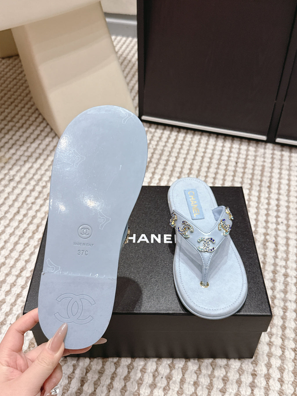 CC 26s Thong Sandals Baby Blue Suede Sheepskin Multicolor Charm 632359