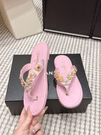 CC 26s Thong Sandals Pink Sheepskin Multicolor Charm 632362