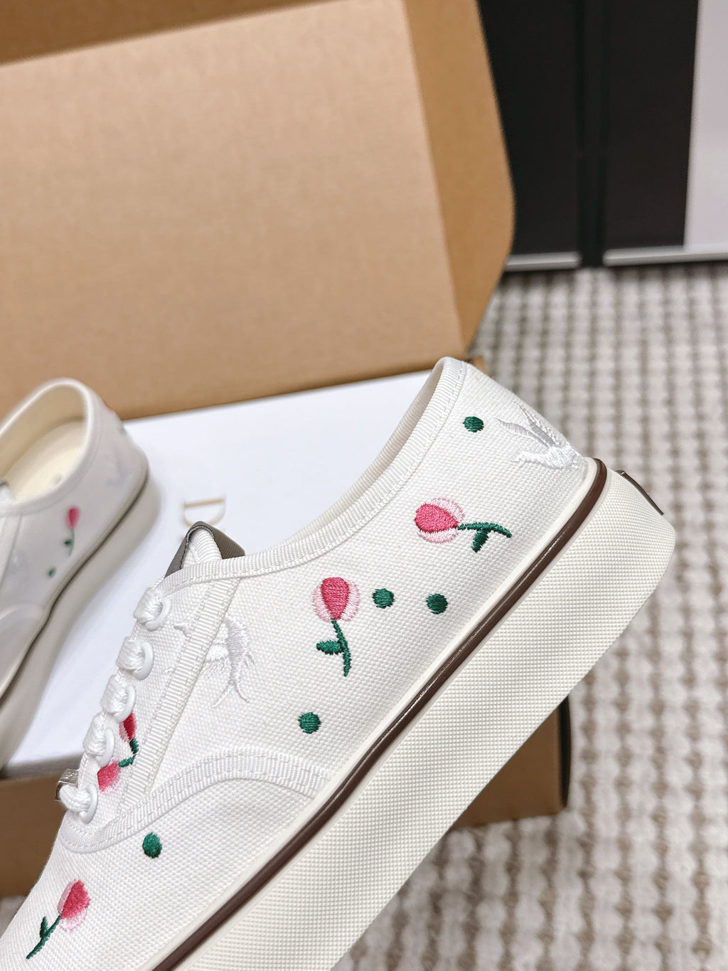 CD 26 Platform Sneaker White Canvas 632440