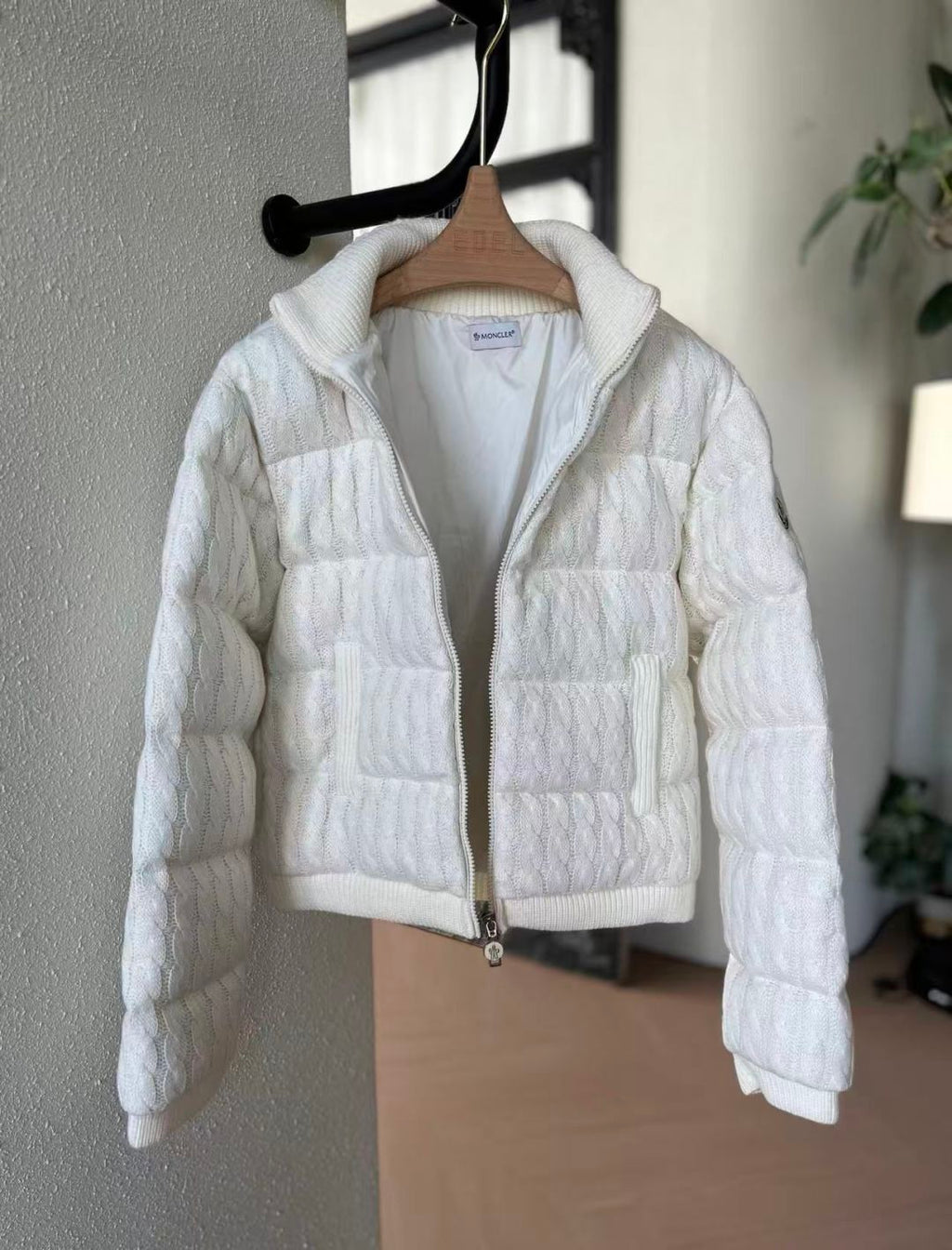 MC 25 Jacket White Wool 0004
