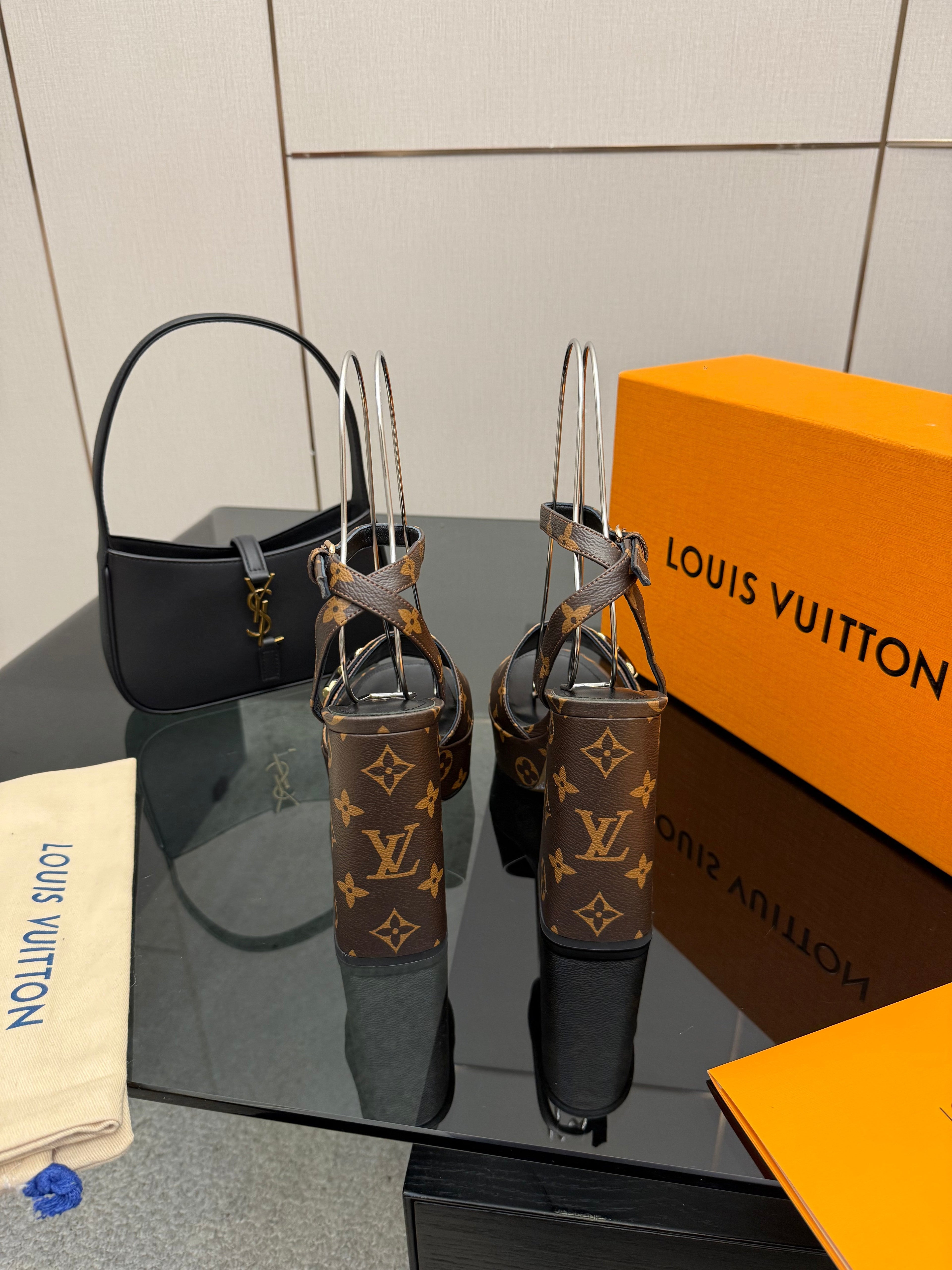 LV 26ss Platform Sandals 110 Brown Monogram Leather 629618