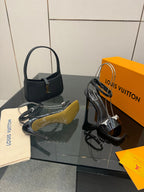 LV 26ss High Heeled Sandals 100 Black Patent Leather 629621