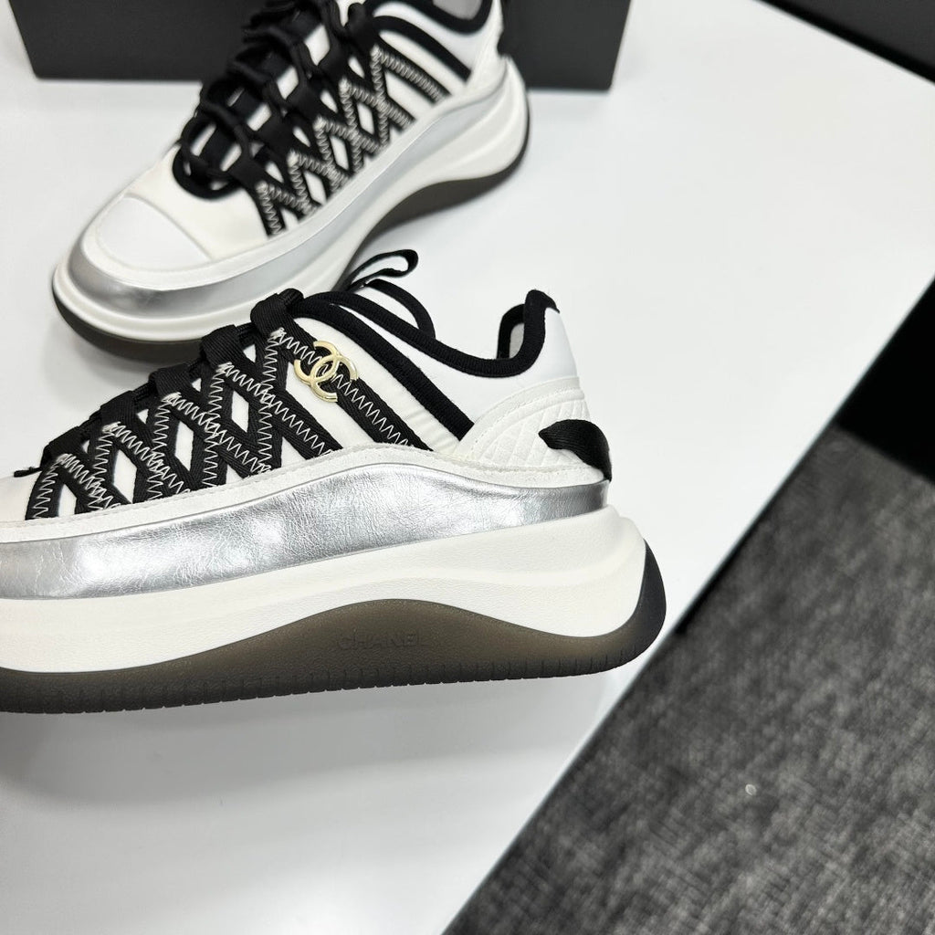 CC 26s Casual Sneakers White Black Sliver Fabric Cowhide 626375