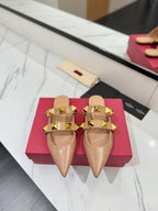 VT Rockstud Mule Nude Gold Cowhide 351949
