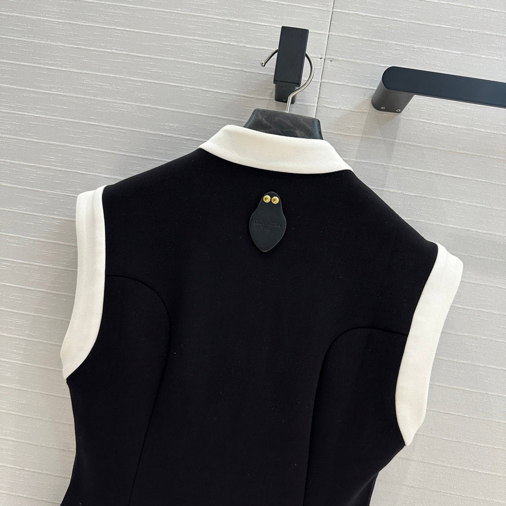 LV 25 Princess Seams Vest Black Polyester Cotton