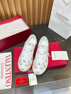 VT 25S  Casual Sneakers  White Beige Cowhide 563090