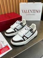 VT 25S Couple Sneakers White Chocolate Calfskin 563115