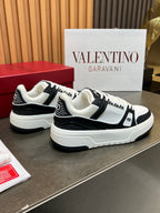 VT 25S Couple Sneakers White Black Calfskin 563116