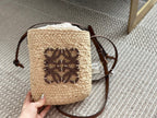 LOE  ANAGRAM 18 SQUARE POCKET IN IRACA PALM