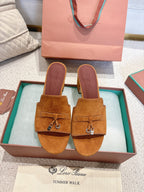 LP 25 Summer Charm Sandal 55 Brown Suede Dard Red Calfskin