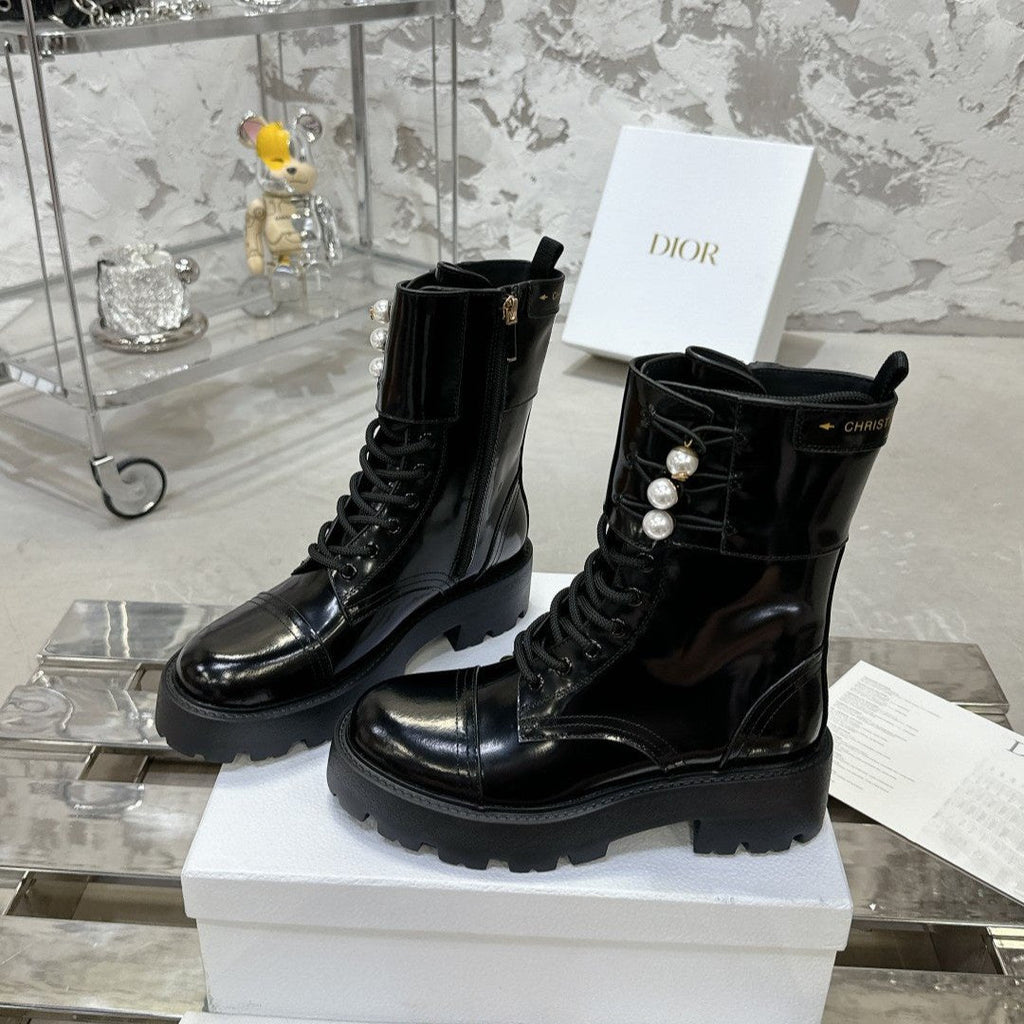 CD D-Strike Ankle Boot In Black Glossy Cowhide  100587