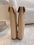 CC 25 Buttoned Boot Beige Calfskin 516648