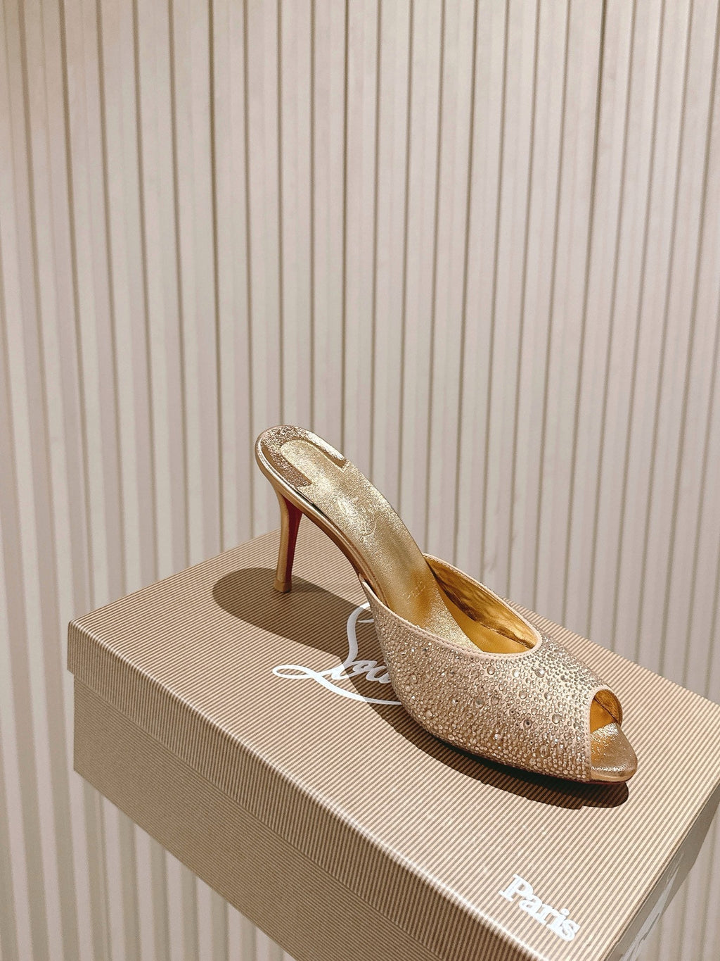 CL 25 Mules Gold Imported Original Special 346327