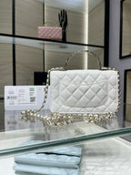 cc 25S Woc Top Handle 19cm White Grained Calfskin Light Gold Hardware