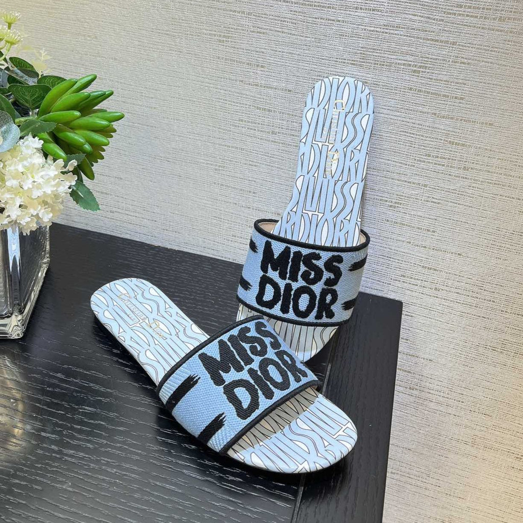 dway slide embroidered cotton cloud blue miss cd alllover motif