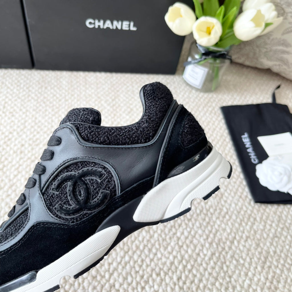 CC SNEAKER IN BLACK WOOL TWEED AND SUEDE