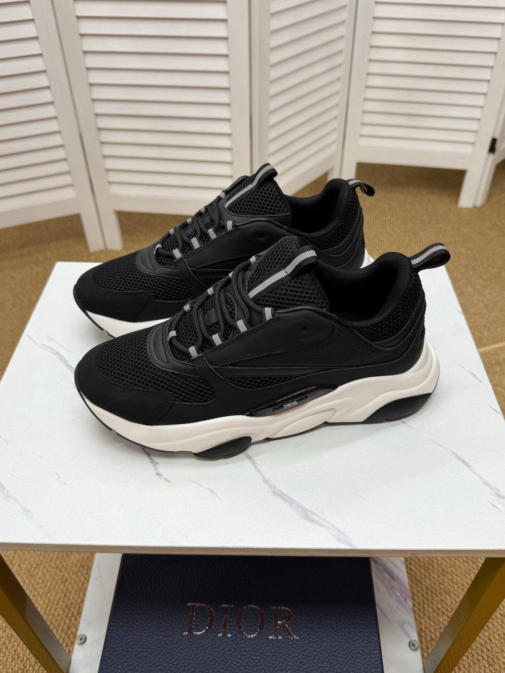 CD B22 Sneaker Black Mesh Calfskin 648068