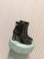 CC high-heeled ankle boots black patent calfskin 532831