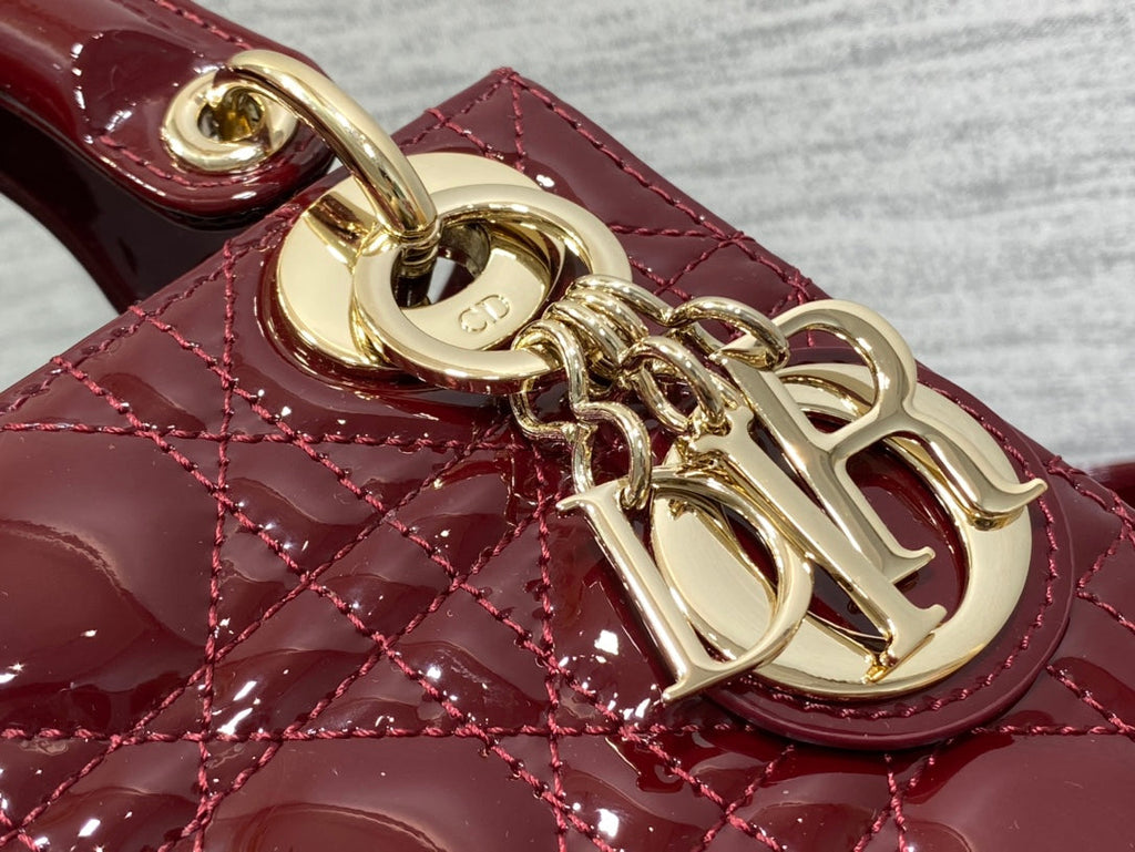 mini lady 17 wine patent calfskin