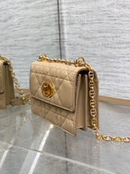 CD Miss Caro 17 Bag Biscuit Calfskin 226500