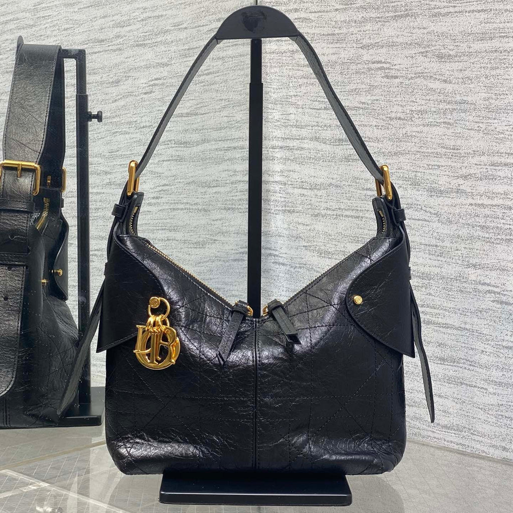 CD VOYAGE handbag 23 Black Crinkled Calfskin