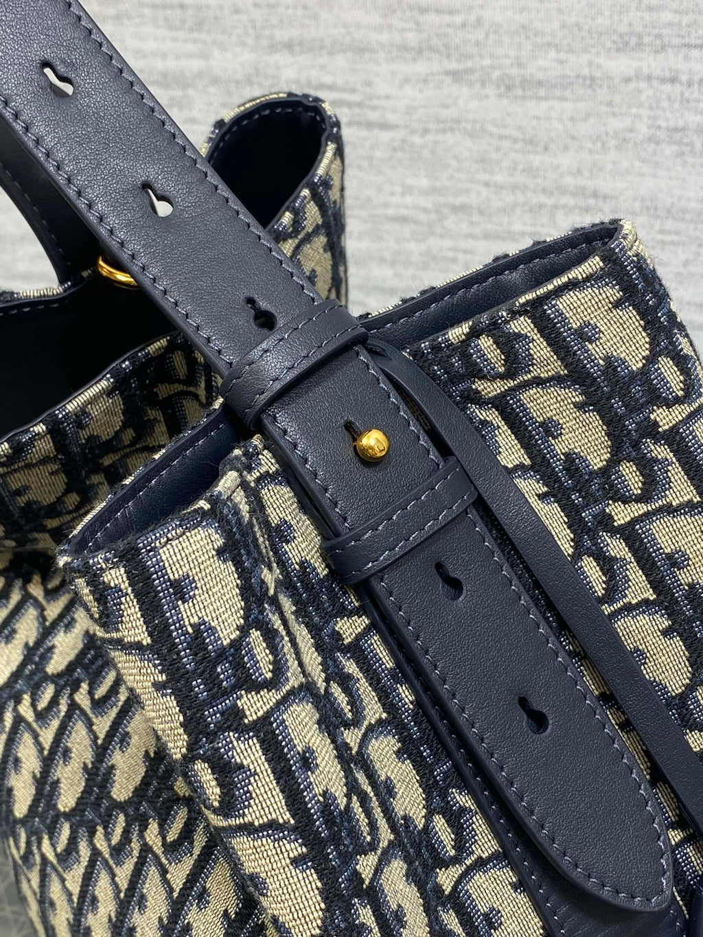 Dior 2025 Star Bucket Bag  Navy Blue mix Beige Canvas Leather 270450