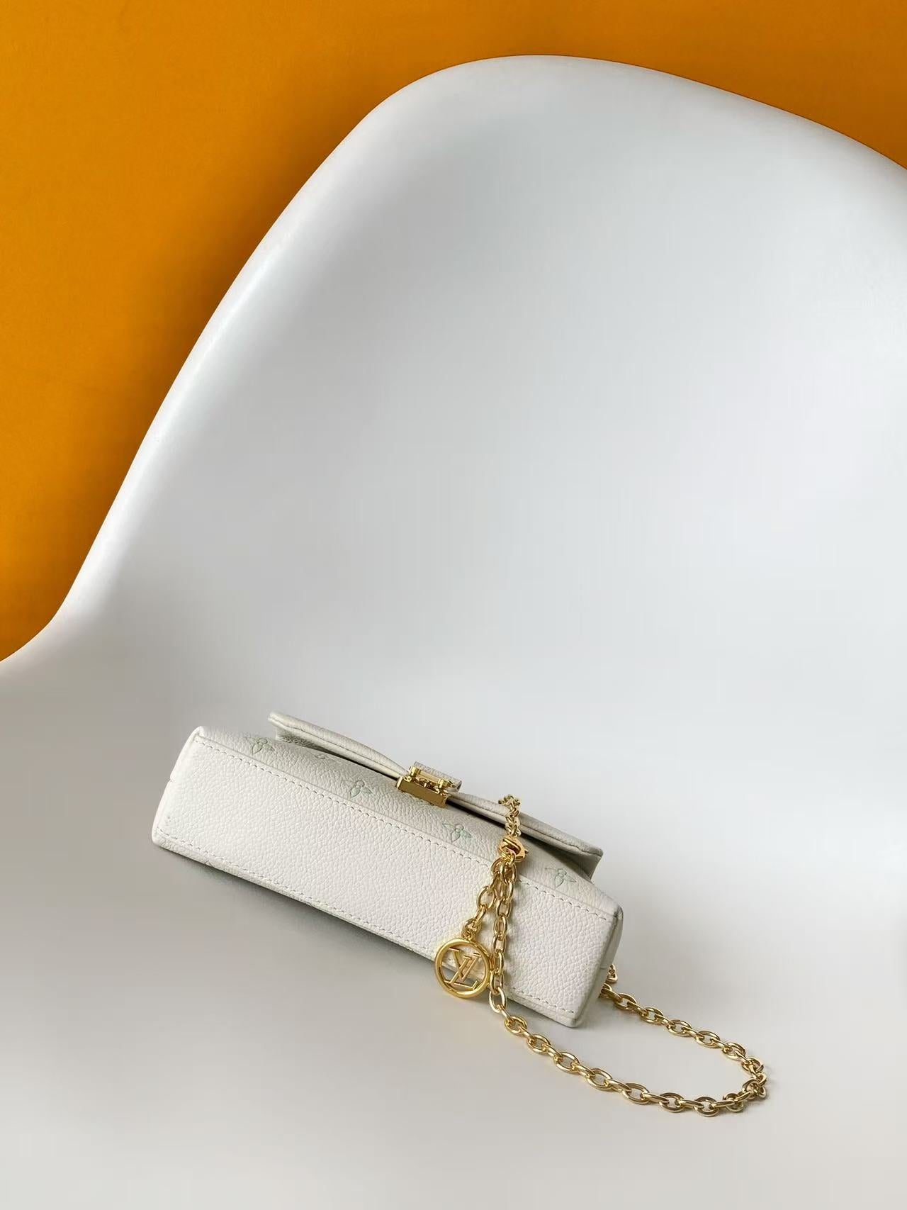 LV 2026 Nano Madeleine Handbag White Green Monogram Empreinte Leather 281411
