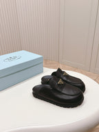 PRA SABOTS MULES BLACK CALFSKIN