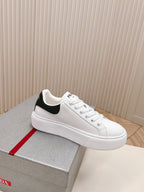PRA RETRO SNEAKERS WHITE AND BLACK CALFSKIN