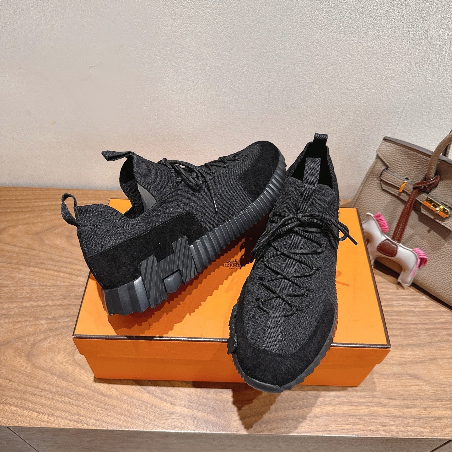 HM Sneakers Slip-On Lift Black Fabrics 329545