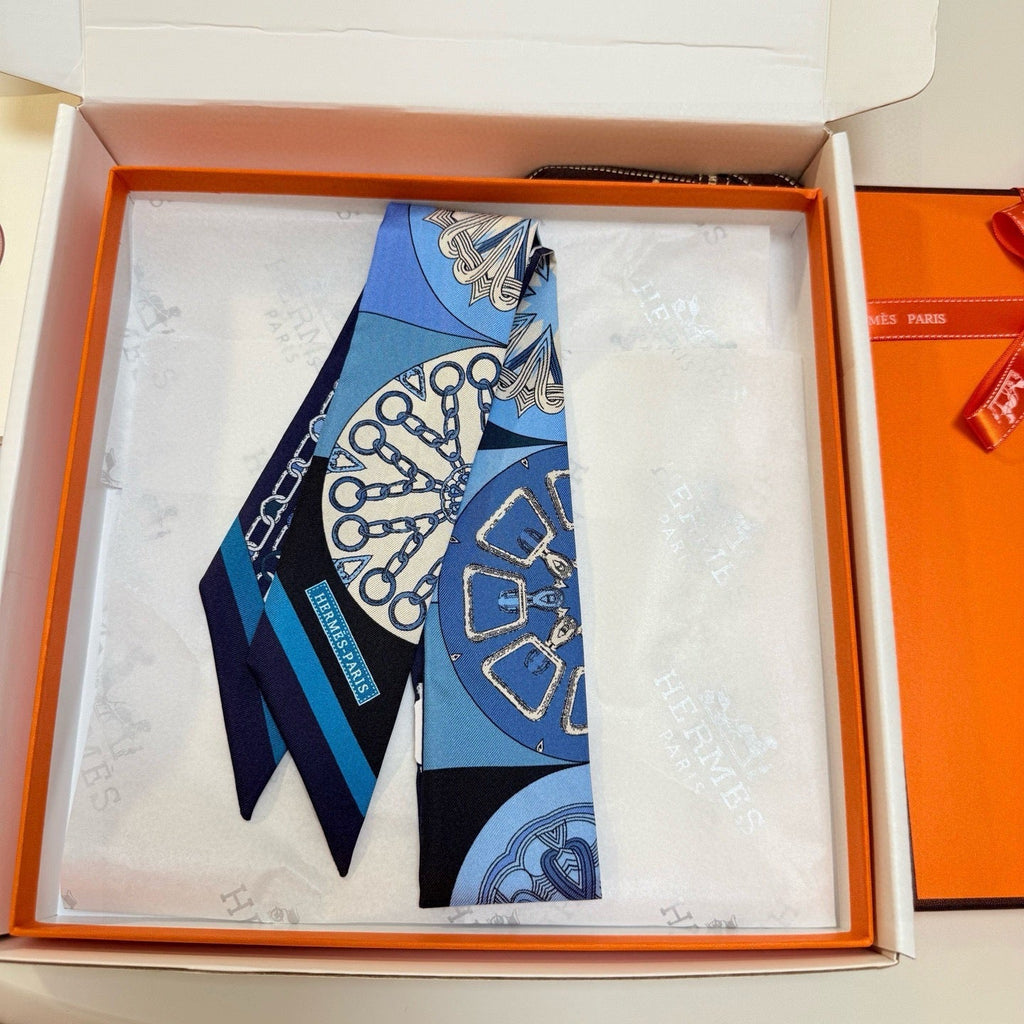 HM Twilly Mini Scarf 86CM Blue Black Mulberry Silk 967454