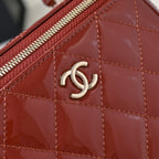 CC 24P Vanity Top Handle 16.5cm Red Patent Calfskin Light Gold Hardware