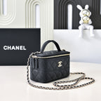CC 25C Vanity Top Handle 17cm Black Grained Calfskin Light Gold Hardware