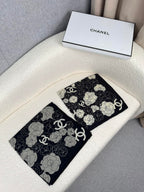 CC Square Scarf 70 CM In Black Mix Grey Camellia Cashmere And Silk 367380