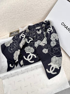 CC Square Scarf 70 CM In Black Mix Grey Camellia Cashmere And Silk 367380