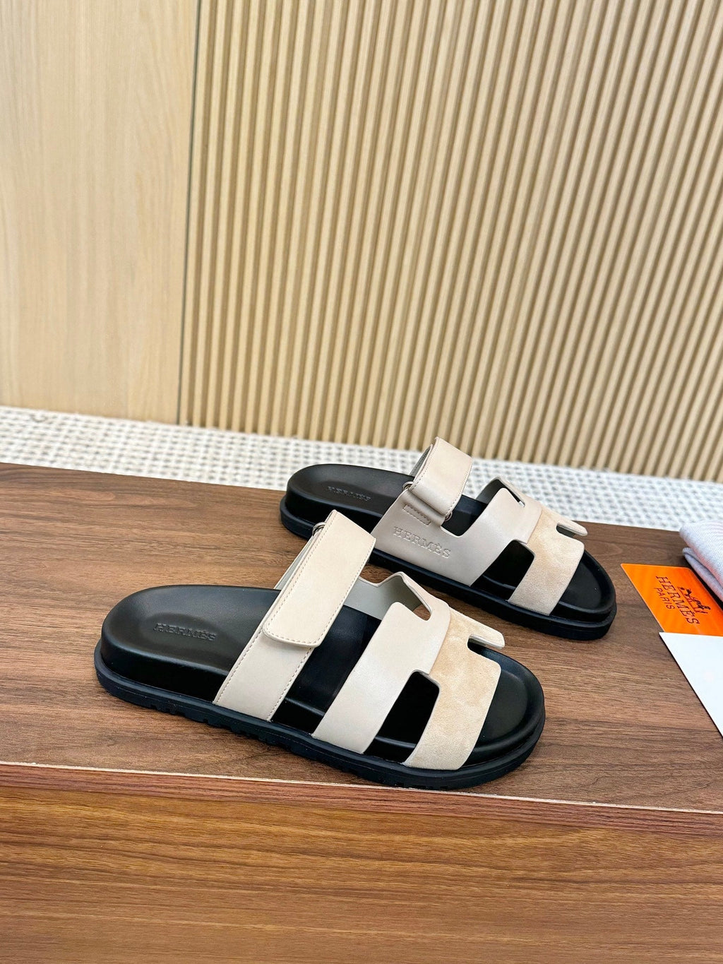 HM 2025 Chypre Sandals Beige Suede Calfskin 294383