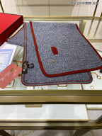 LP Scarf 125 CM In Dark Grey With Red Border Cashmere 201756