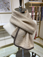 LP Scarf 125 CM In Light Beige With Earth Brown Border Cashmere 201759