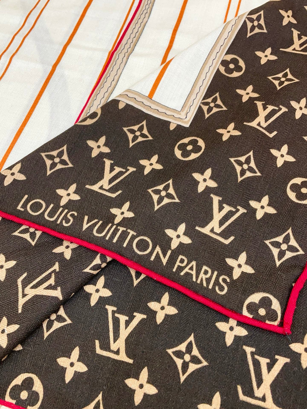 LV Double-sided Scarf 140cm Brown White Cashmere 971051