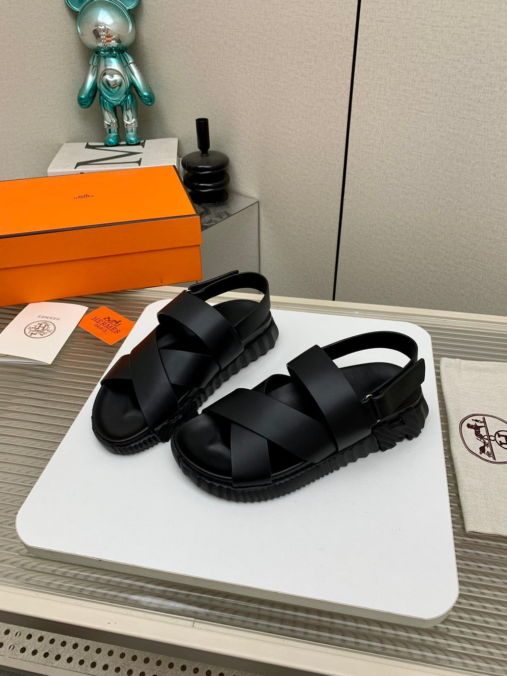 HM 25 Electric Sandal Cowhide and Rubber 245618