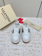 VT 25 Low Top Garavani Sneaker White Blue Cowhide 331678
