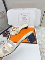 HM 26ss Oran Sandals 50 Cream Suede Sheepskin 625141