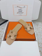 HM 26ss Oran Sandals Beige Ostrich Leather 625096