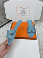 HM 26ss Oran Sandals Light Blue Ostrich Leather 625103