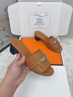HM 26ss Oasis Sandals 50 Brown Sheepskin Sliver Buckle 625169